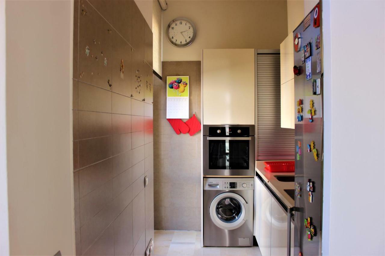 Luxury Apartment Sierpes Siviglia Esterno foto